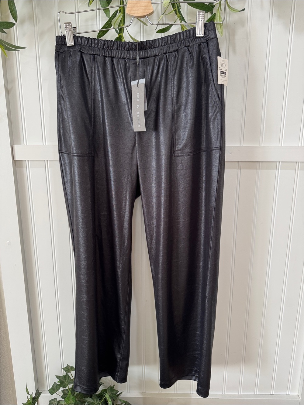 NWT! #832 LOLA & SOPHIE Black Vegan Leather Jersey Cropped Easy-On Soft Pants